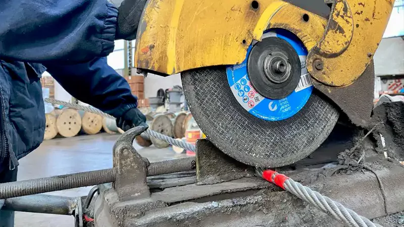 Grinding machine cutting steel wire rope