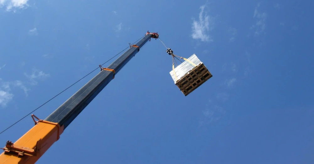 hoisting snatch block