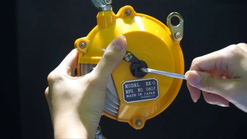 attaching and adjusting tools