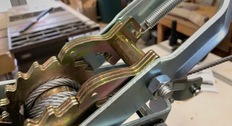 cable puller releasing tension