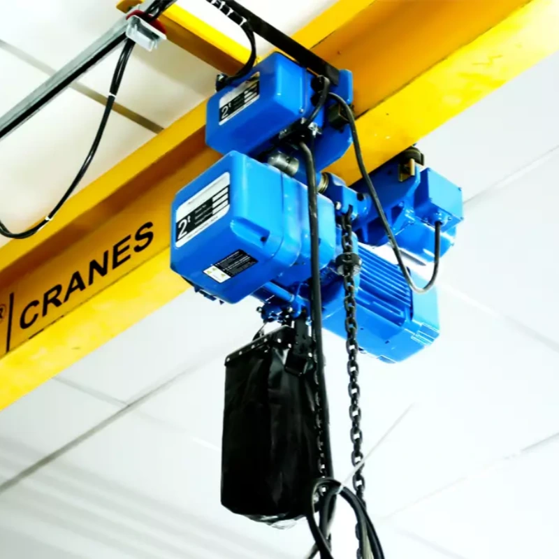 how does an electric chain hoist work