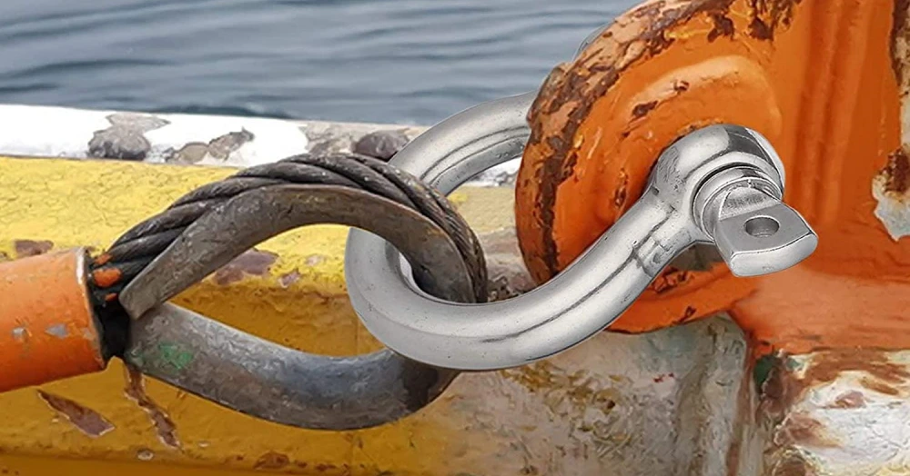 what is a boat shackle
