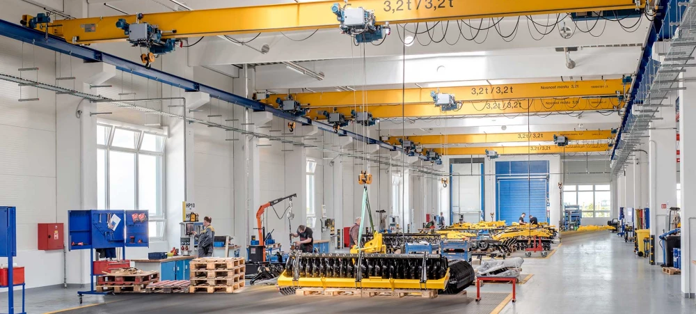 wire rope crane hoist for demanding jobs