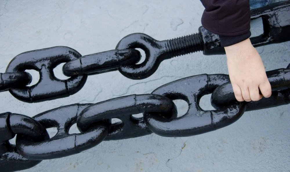 anchor chain material selection