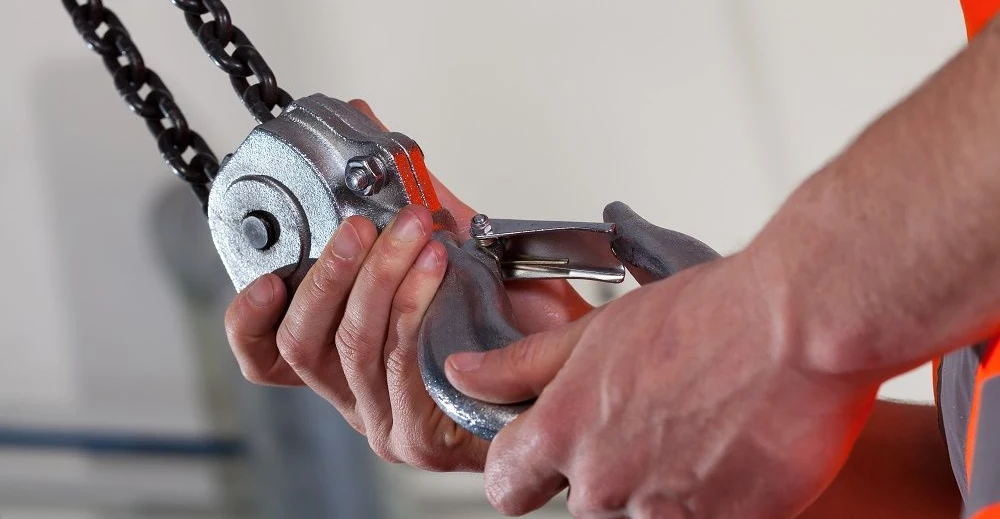 chain hoist visual inspections