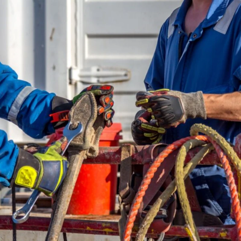 rigging equipment repair