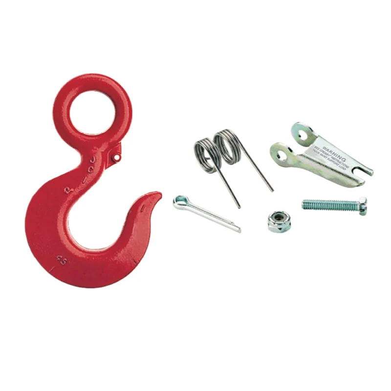 are safety latches required on lifting hooks