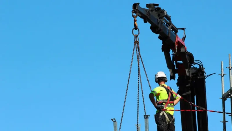 crane operator tasks