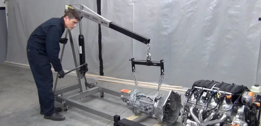 how to use an engine hoist