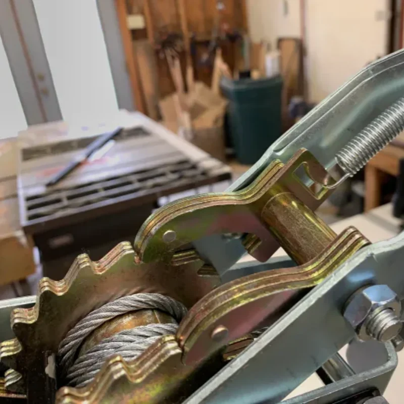 how to release a come along