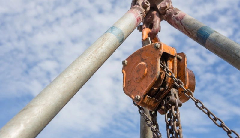 how to use a chain block