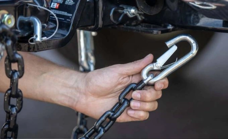 snap hook features and design