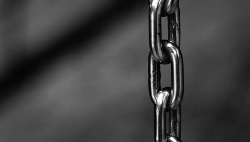 why inspecting load chains matters