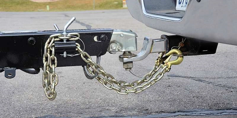 how to use tow chains safely