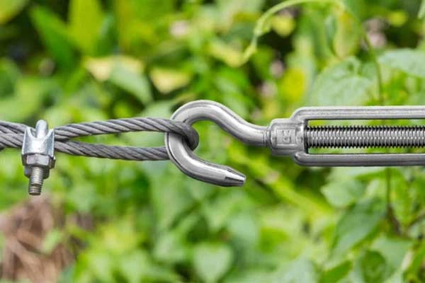 turnbuckles for wire rope tensioning